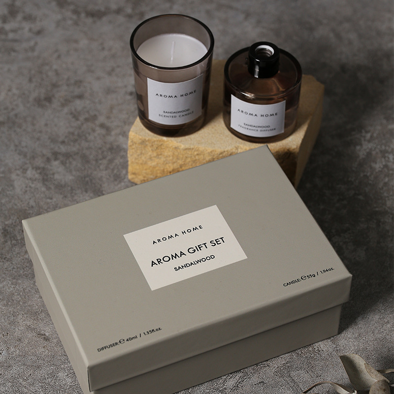 2 個のギフトボックスセットアロマセラピーエッセンシャルオイ - Candle Containers のレビューと価格