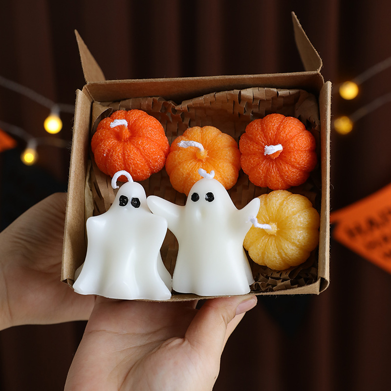 ハロウィーンのキャンドルギフトボックス。可愛らしいお化けやカ - Candle Containers のレビューと価格